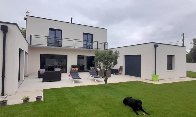 Hermanville-sur-Mer Villa | Maison Neuve Avec Piscine Intérieure