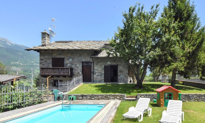 Barche Apartment | Maison Pro de Solari by Interhome