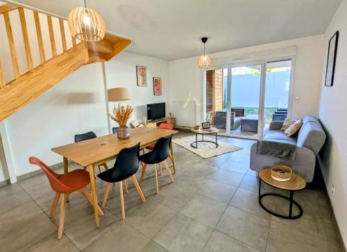 Dax Villa | Maison T4 jardin, garage, terrasse, bureau