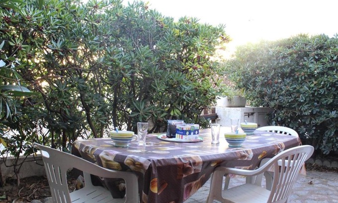 Port-la-Nouvelle House | Maison traversante, 50m de la plage, 3 chambres, terrasse, lave-linge, lave-vaisselle, 8 couchages - FR-1-229C-28