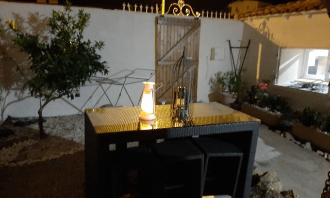 Narbonne Villa | Maison Vigneronne du 18ème Siècle