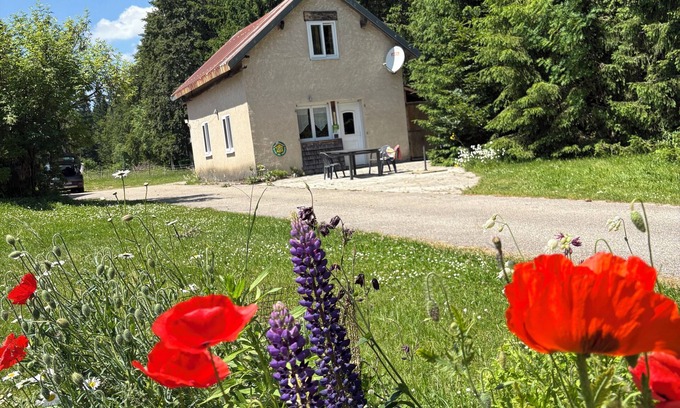 Chapelle-des-Bois House | Maisonette for nature lovers