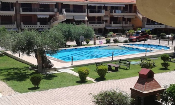 Gerakini Apartment | Maisonette of 6 persons 50 meters from the sea