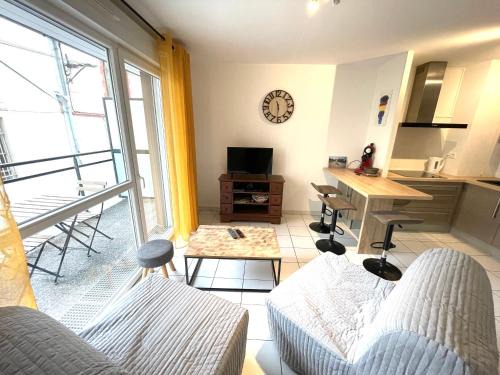 Besancon Apartment | Majestic