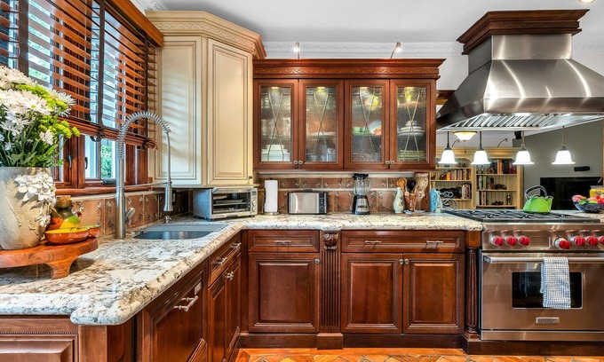Southwest House | Majestic Spanish Historical Villa | Sparkling Pool