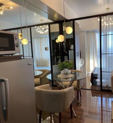 San Antonio Apartment | Makati Skyline Suite