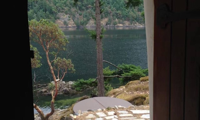 Juan de Fuca Electoral Area Cottage | Malahat Fairyland Cottage