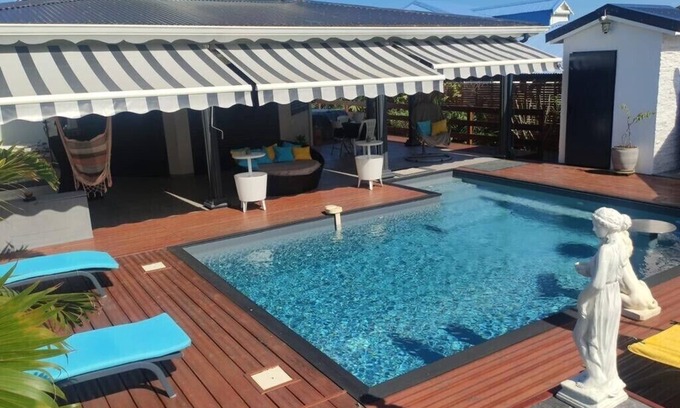 Damencourt Apartment | MALAKA F1 of charm .