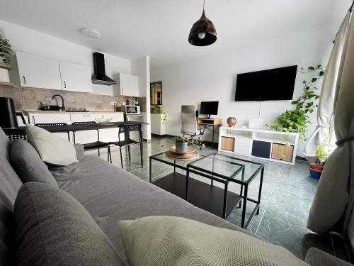 Caleta de Fuste Apartment | Mamarosa Fuerteventura Base Perfecta 5min Aeropuerto & Teletrabajo