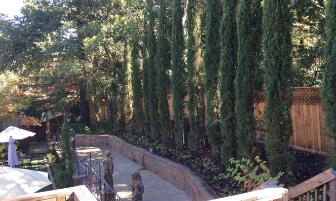 Fairfield Cottage | Mankas Barrel Room Cottage located in the hidden gem of Suisun Valley, CA