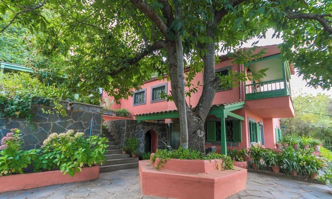 Vega de San Mateo House | Manor House in Vega with Private Pool