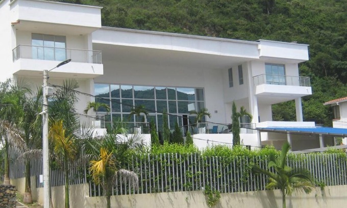 San Gil Villa | MANSION DE ALTO STANDING - PARA 12 HUESPEDES