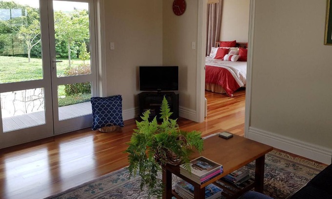 Puketapu Apartment | Mapua Orchard Retreat (Self Contained Studio)