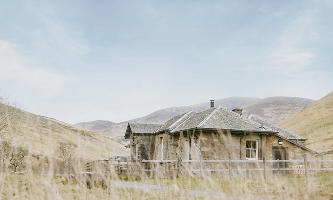 Pitlochry Apartment | Marble Lodge - two bedroom cottage on the banks of the River Tilt