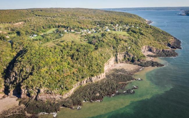 Annapolis County Villa | MareGold Centre - Juniper Cabin and Rose Cabin