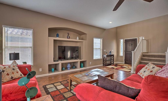 Maricopa House | Maricopa Home with Outdoor Seating, 2 Mi to Golf!