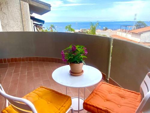Cannizzaro House | Marilù e il Mare - Your home by the sea