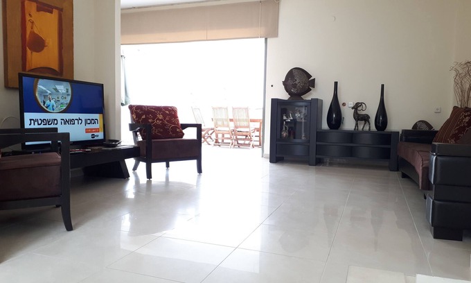 Ashdod Cottage | Marina cottage Apartment