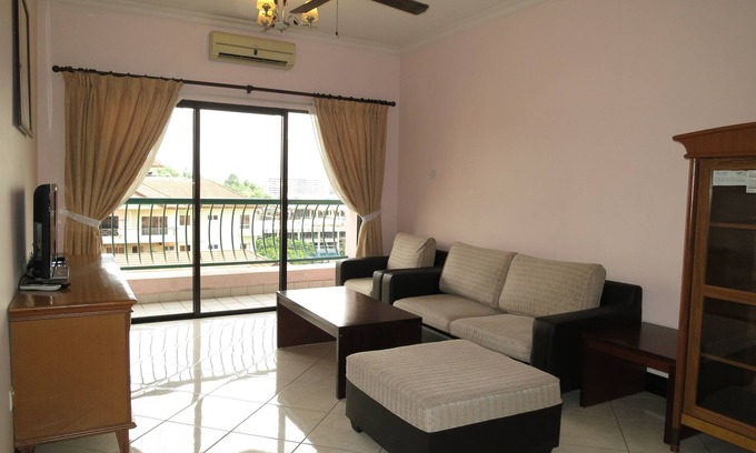 Downtown Kota Kinabalu Apartment | Marina Court, Kota Kinabalu, Sabah.