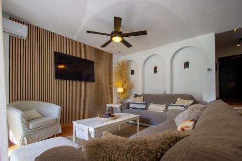 Marina de Casares House | Marina de Casares Beach House