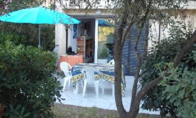 Marine de Saint Ambroggio Apartment | Marina De San Ambroggio: Apartment/flat - LumioHouse with character