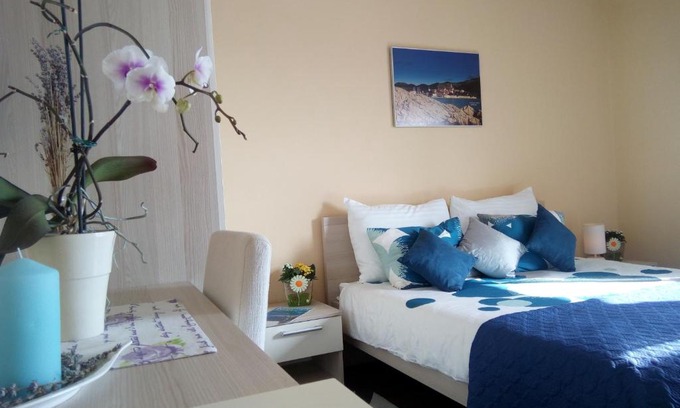 Cove Tri Zala (Zrnovo) House | Marina Guesthouse