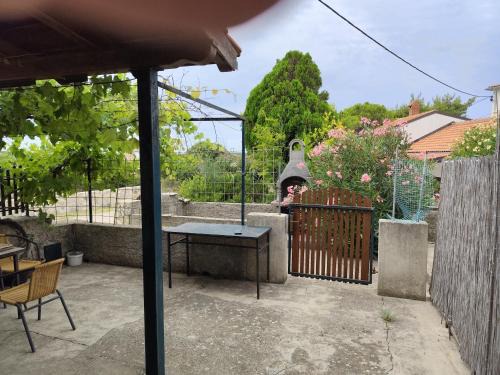 Sveti Jakov Apartment | Marina