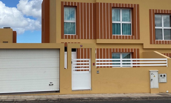 Puerto del Rosario House | Mariposas confort 5 teleworking and rest near the sea and the city center