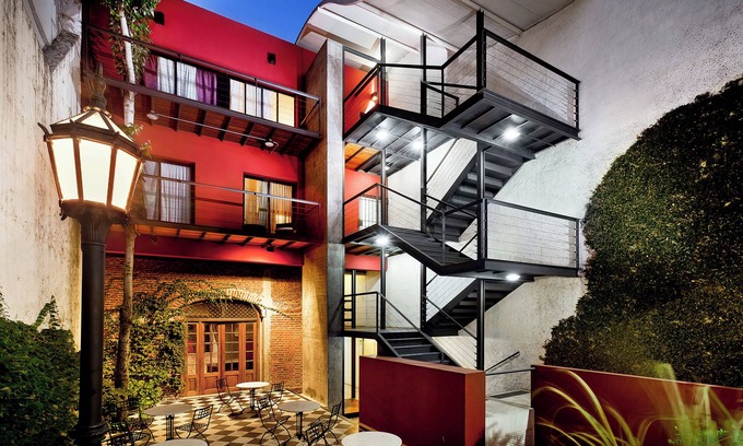 Constitucion Hotel | Mariposita de San Telmo Hotel Boutique