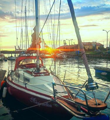 Swinoujscie Boat Rental | Marjonetka noclegi na wodzie