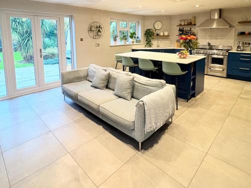 Marlow House | Marlow Family Retreat, Short Stroll into Town