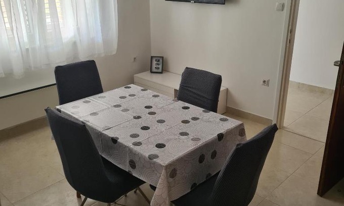 Sibenik Apartment | Maro