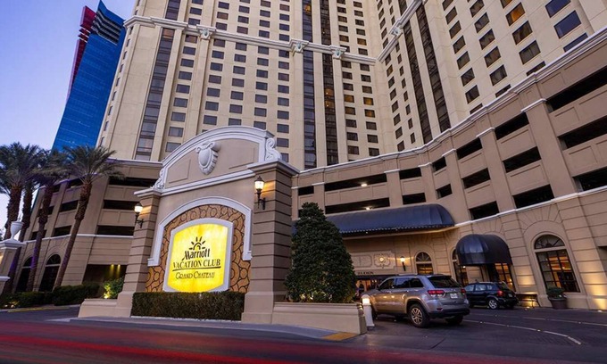 Las Vegas Condo | Marriott Grand Chateau | Three 3BR/3BA Villas