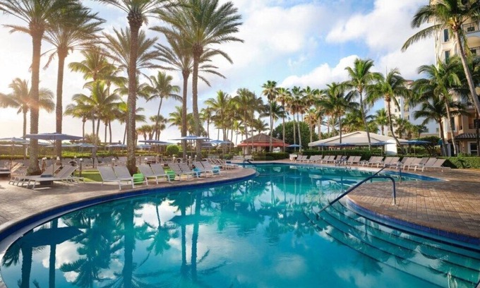 Palm Beach Shores House | Marriotts Ocean Pointe - Luxurious 2 Bedroom