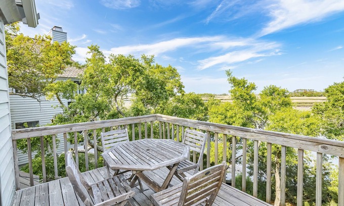 Bald Head Island Condo | Marsh view top unit condo recently remodeled located in center of island. Pet Friendly!