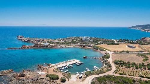 Paros Villa | Martineli Residence - A Beachfront Estate