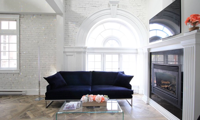 Downtown Victoria Condo | Marvellous Penthouse Loft · 2 Bedroom w/Parking