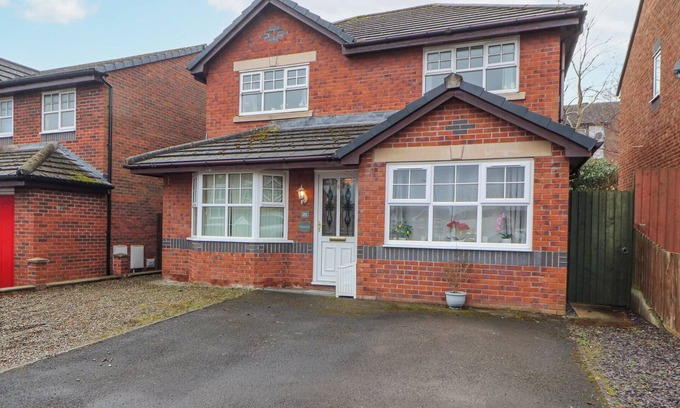 Penrith Cottage | MARWOOD, family friendly, with a garden in Penrith