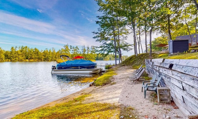 Pine River Pond House | Marwood Lake Cottage