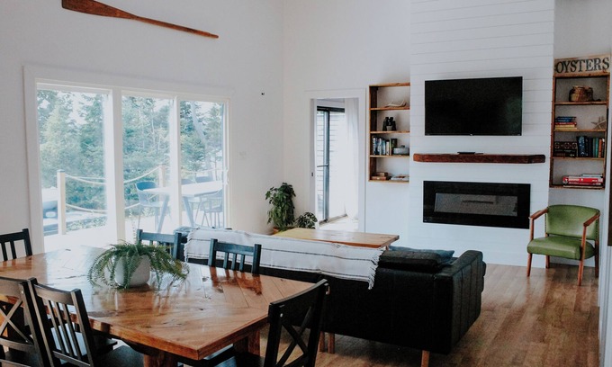 Georgetown Cottage | Mary Bea's Beach House on the Brudenell River