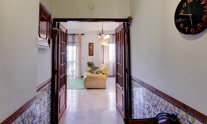 Carnaxide Apartment | Mary's House II