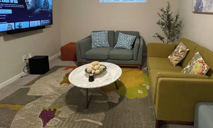 Fort Gary House | Mary's Luxury Suite