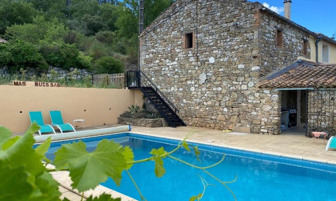 Cornillon Apartment | Mas Buissas