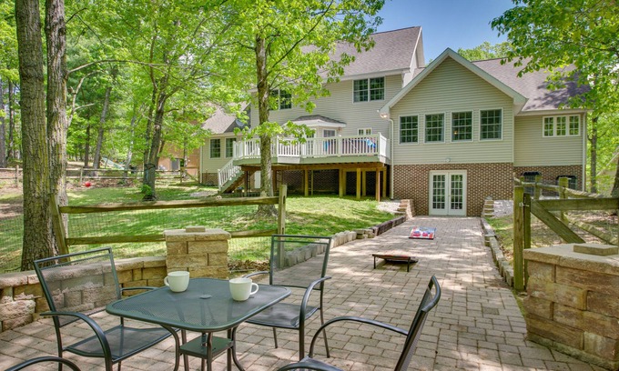 Massanutten House | Massanutten Home Rental with Sauna & Game Room!