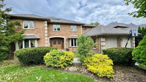 Sheridan House | Massive Luxury Retreat with Gym, Sauna, Games and More