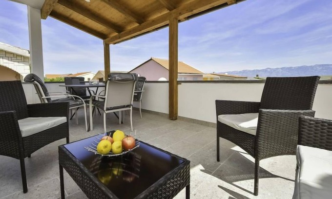Vir Apartment | Matanovi Dvori by Interhome