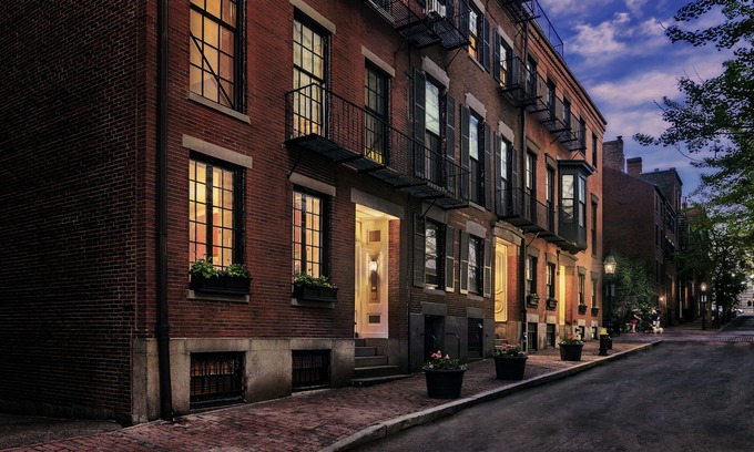 Beacon Hill Apartment | Maverick Suites at 40 Temple St