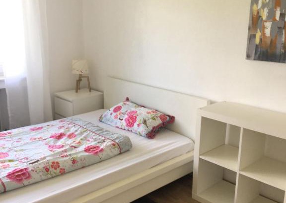 Vordereifel House | Mayen, Im Möhren, Privatzimmer Nr1, Waldrand, nähe Nürburgring & Burg Eltz, Gemeinschaftsbad