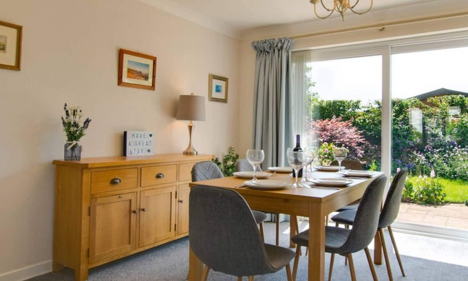 Bishopston House | Maytrees in the beautiful Swansea