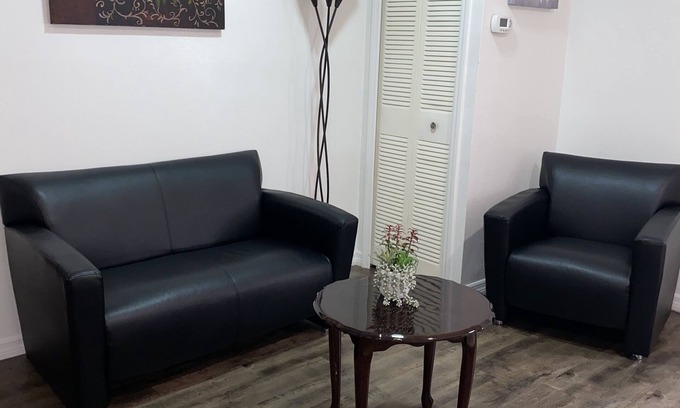 Tampa Apartment | Meadow Dream